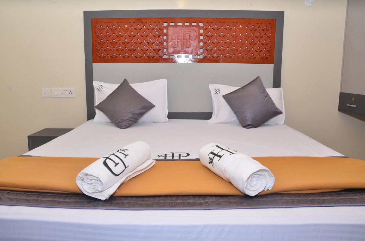 Hotel Panchavarnaa Rāmeswaram Esterno foto