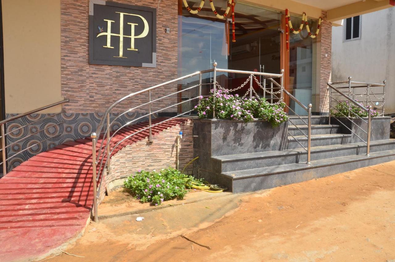 Hotel Panchavarnaa Rāmeswaram Esterno foto