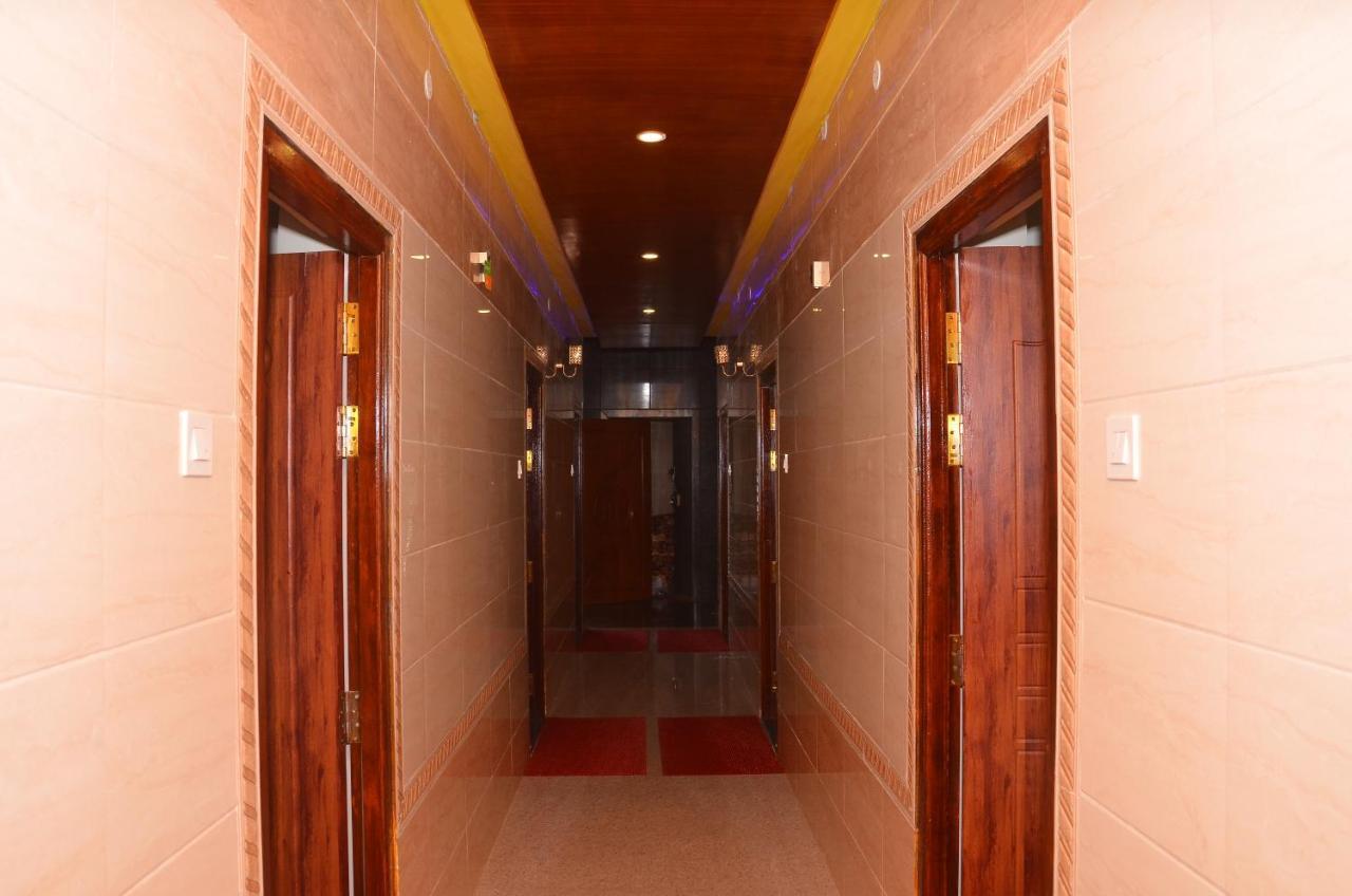 Hotel Panchavarnaa Rāmeswaram Esterno foto