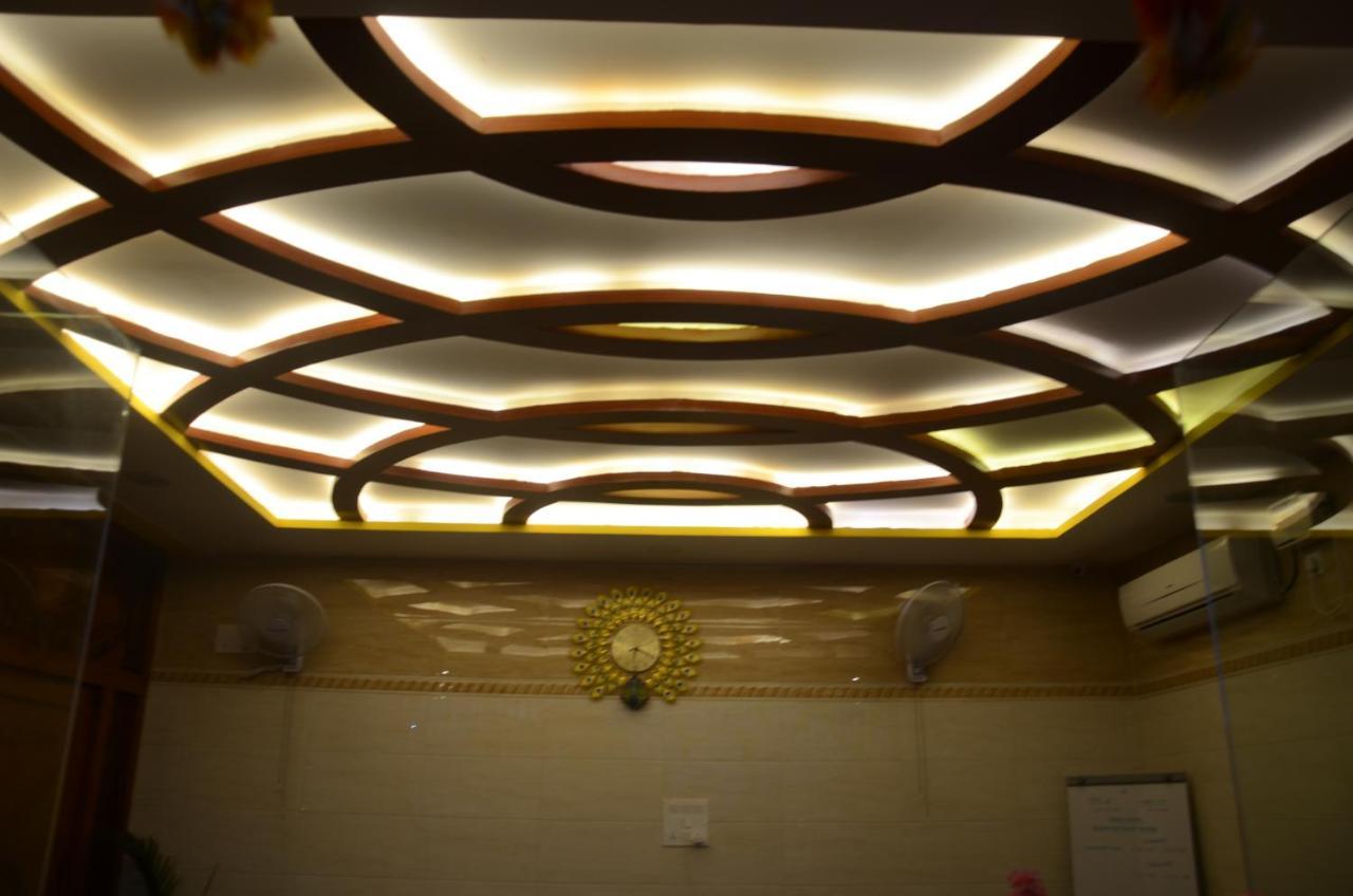 Hotel Panchavarnaa Rāmeswaram Esterno foto