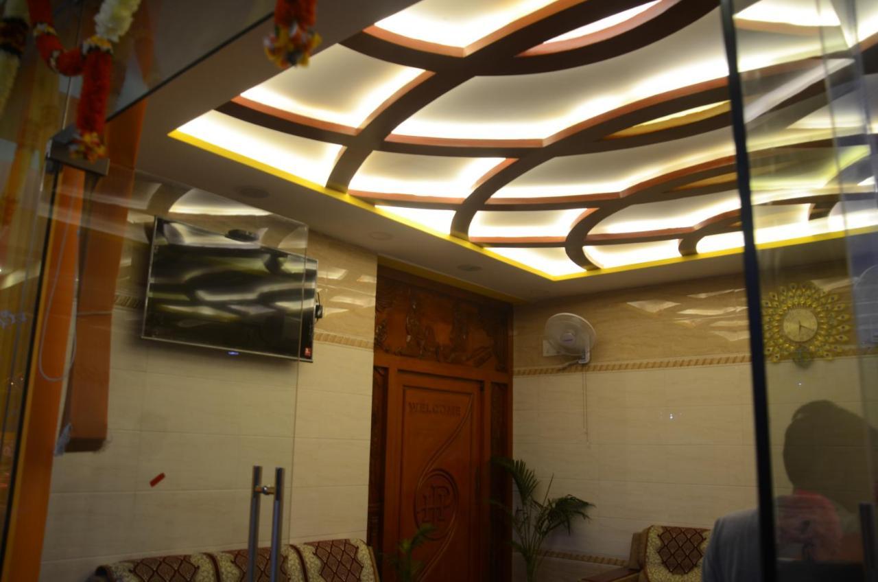 Hotel Panchavarnaa Rāmeswaram Esterno foto