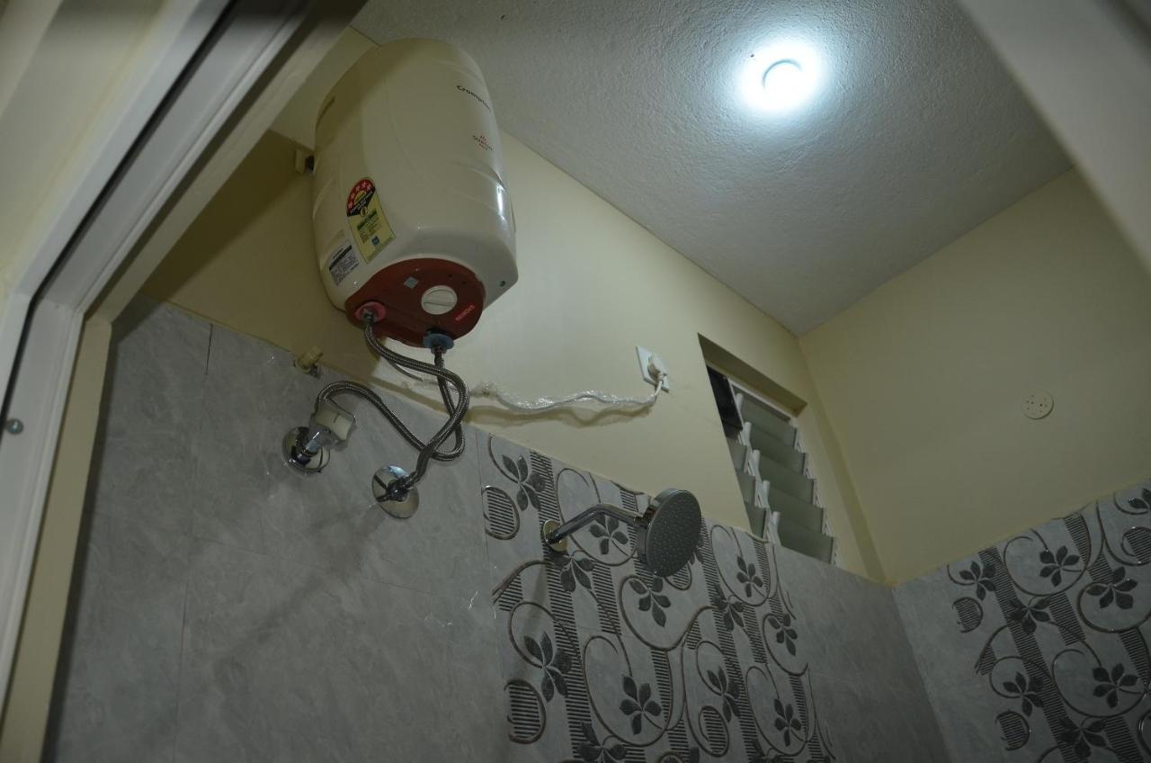 Hotel Panchavarnaa Rāmeswaram Esterno foto
