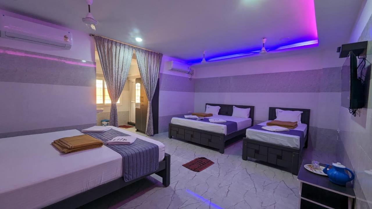 Hotel Panchavarnaa Rāmeswaram Esterno foto